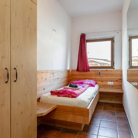 Schweizerhof Margrith Apartment *