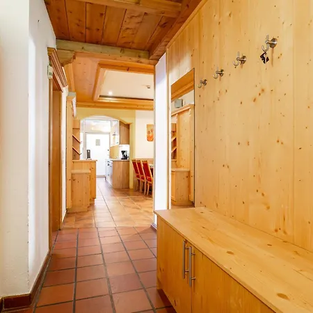 Schweizerhof Margrith Apartment Huben (Imst)