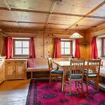 Апартаменты Schweizerhof Margrith Хубен